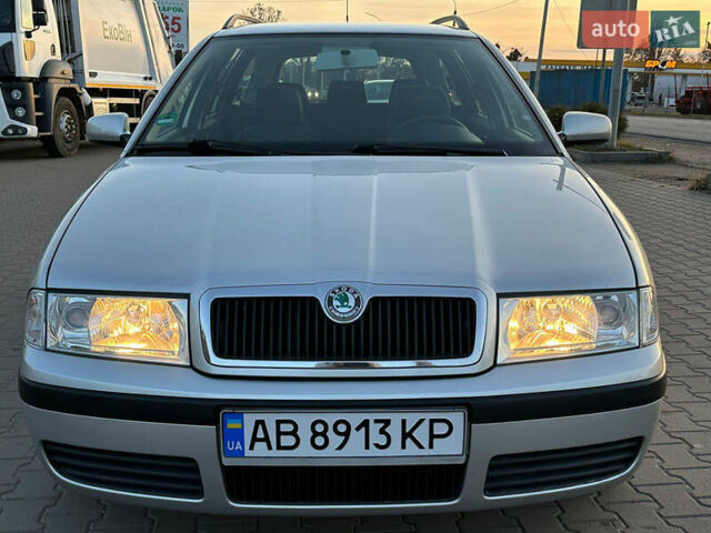 Серый Шкода Октавия, объемом двигателя 1.6 л и пробегом 171 тыс. км за 5474 $, фото 1 на Automoto.ua