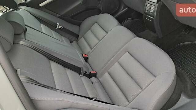 Серый Шкода Октавия, объемом двигателя 1.6 л и пробегом 220 тыс. км за 5550 $, фото 30 на Automoto.ua