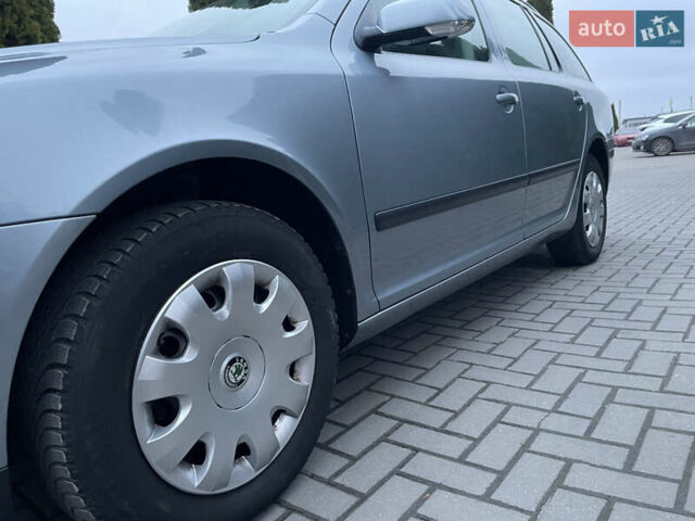 Серый Шкода Октавия, объемом двигателя 1.6 л и пробегом 223 тыс. км за 5850 $, фото 8 на Automoto.ua