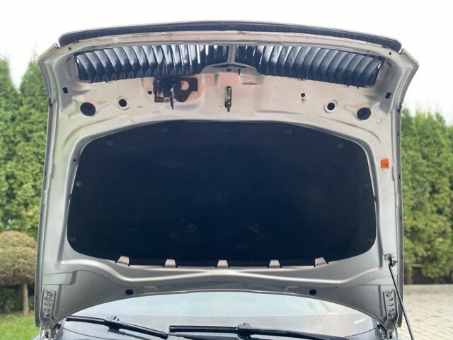 Серый Шкода Октавия, объемом двигателя 2 л и пробегом 390 тыс. км за 5500 $, фото 12 на Automoto.ua