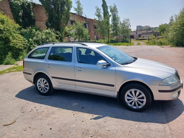 Серый Шкода Октавия, объемом двигателя 1.9 л и пробегом 297 тыс. км за 5400 $, фото 3 на Automoto.ua