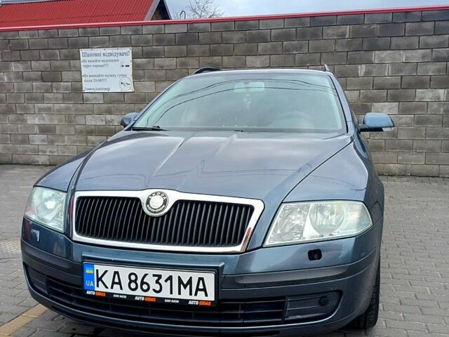 Серый Шкода Октавия, объемом двигателя 1.6 л и пробегом 213 тыс. км за 5500 $, фото 2 на Automoto.ua