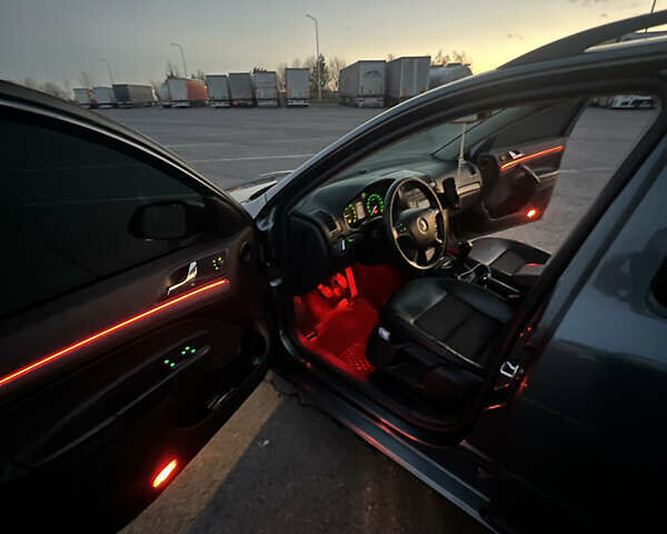 Сірий Шкода Октавія, об'ємом двигуна 1.97 л та пробігом 352 тис. км за 6000 $, фото 6 на Automoto.ua