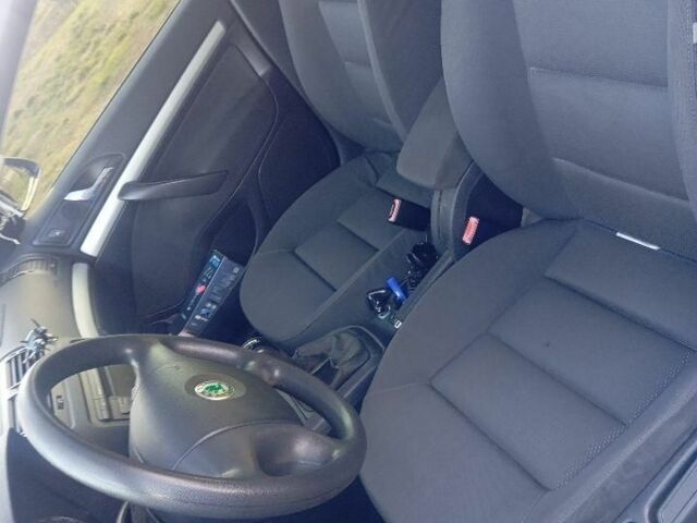 Серый Шкода Октавия, объемом двигателя 2 л и пробегом 168 тыс. км за 6200 $, фото 5 на Automoto.ua