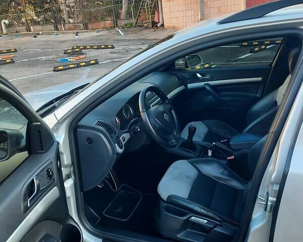 Серый Шкода Октавия, объемом двигателя 1.98 л и пробегом 314 тыс. км за 7350 $, фото 14 на Automoto.ua