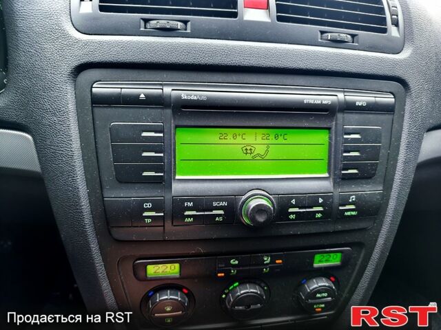 Серый Шкода Октавия, объемом двигателя 1.6 л и пробегом 244 тыс. км за 5500 $, фото 6 на Automoto.ua