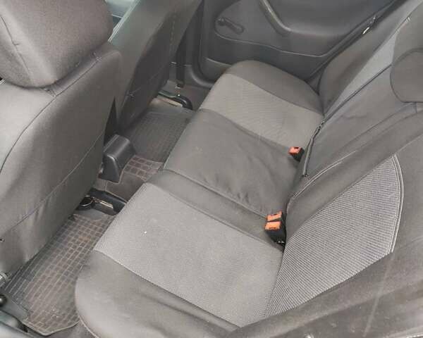 Сірий Шкода Октавія, об'ємом двигуна 1.6 л та пробігом 312 тис. км за 4750 $, фото 2 на Automoto.ua