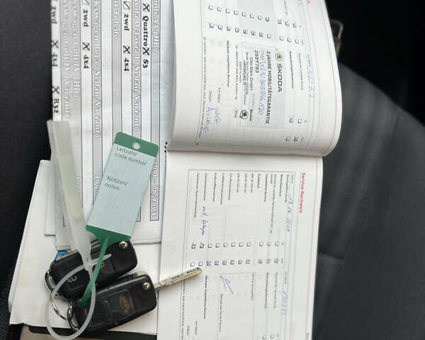 Сірий Шкода Октавія, об'ємом двигуна 1.6 л та пробігом 213 тис. км за 5350 $, фото 25 на Automoto.ua