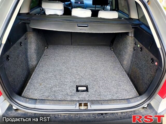 Серый Шкода Октавия, объемом двигателя 1.6 л и пробегом 244 тыс. км за 5500 $, фото 4 на Automoto.ua