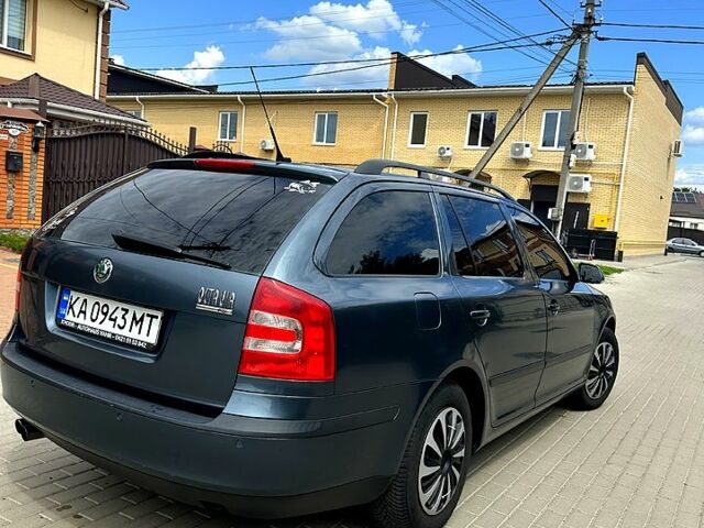 Серый Шкода Октавия, объемом двигателя 2 л и пробегом 289 тыс. км за 5000 $, фото 5 на Automoto.ua