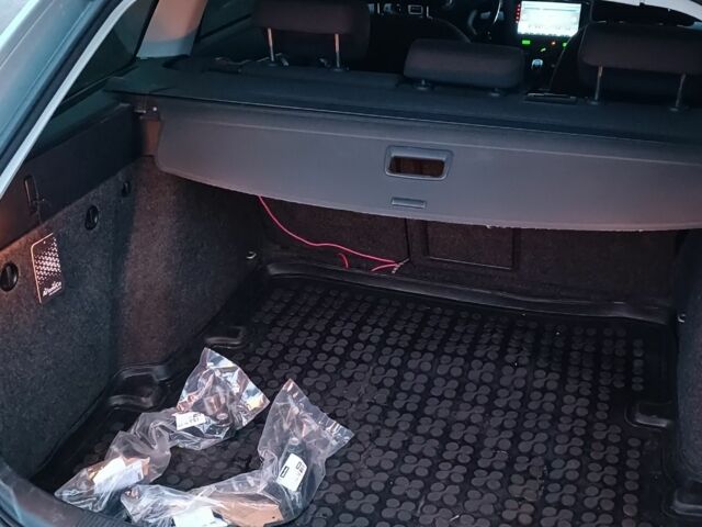 Сірий Шкода Октавія, об'ємом двигуна 0 л та пробігом 300 тис. км за 4800 $, фото 12 на Automoto.ua