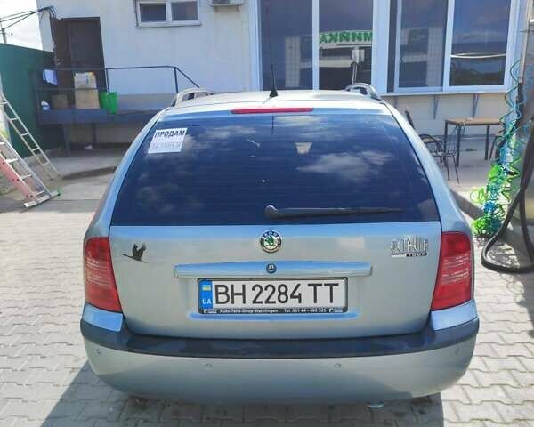 Серый Шкода Октавия, объемом двигателя 1.6 л и пробегом 219 тыс. км за 4400 $, фото 1 на Automoto.ua