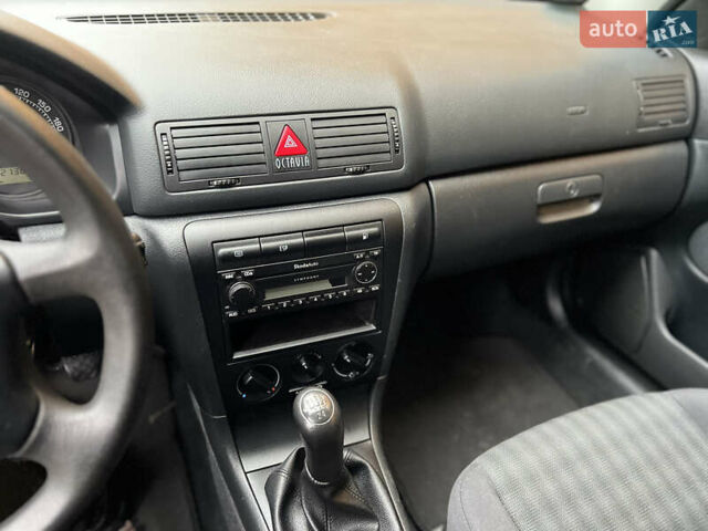 Сірий Шкода Октавія, об'ємом двигуна 1.6 л та пробігом 213 тис. км за 5350 $, фото 15 на Automoto.ua