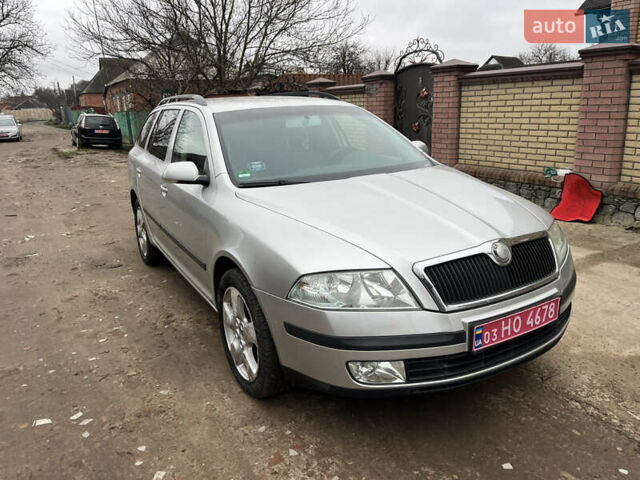 Серый Шкода Октавия, объемом двигателя 1.6 л и пробегом 215 тыс. км за 6450 $, фото 5 на Automoto.ua