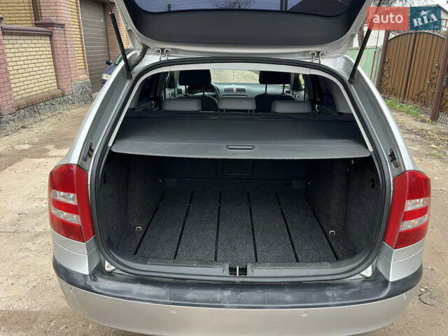 Серый Шкода Октавия, объемом двигателя 1.6 л и пробегом 215 тыс. км за 6450 $, фото 35 на Automoto.ua