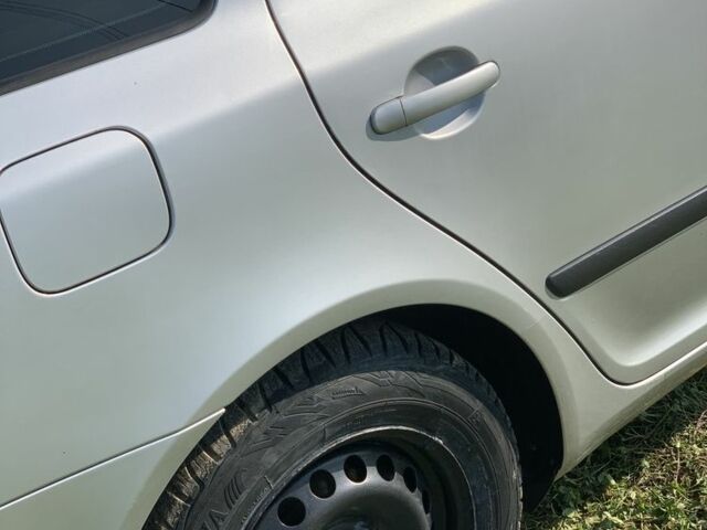 Сірий Шкода Октавія, об'ємом двигуна 1.6 л та пробігом 250 тис. км за 5800 $, фото 16 на Automoto.ua