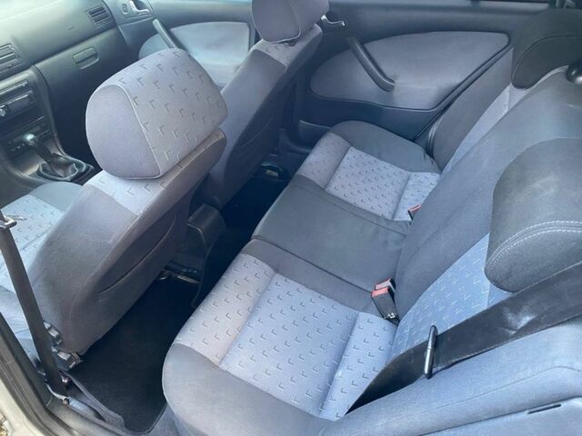 Серый Шкода Октавия, объемом двигателя 1.9 л и пробегом 200 тыс. км за 4650 $, фото 10 на Automoto.ua