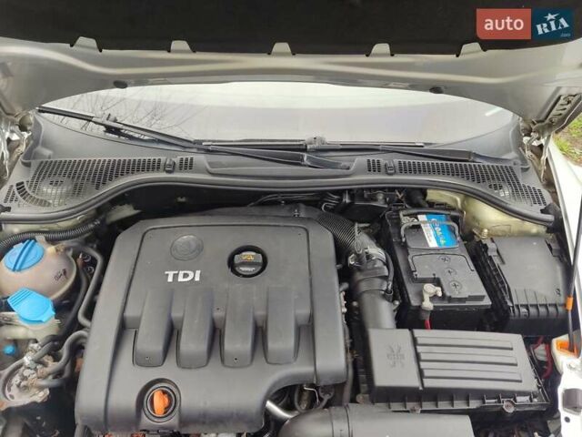 Серый Шкода Октавия, объемом двигателя 1.97 л и пробегом 265 тыс. км за 5199 $, фото 23 на Automoto.ua