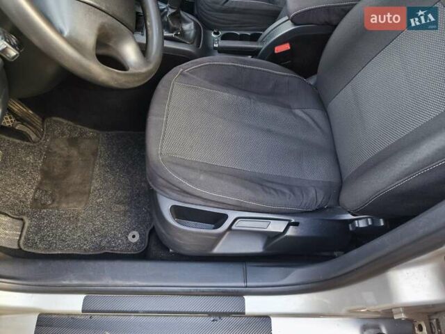 Серый Шкода Октавия, объемом двигателя 1.6 л и пробегом 244 тыс. км за 5700 $, фото 13 на Automoto.ua