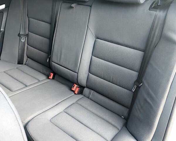 Сірий Шкода Октавія, об'ємом двигуна 1.6 л та пробігом 227 тис. км за 6300 $, фото 35 на Automoto.ua