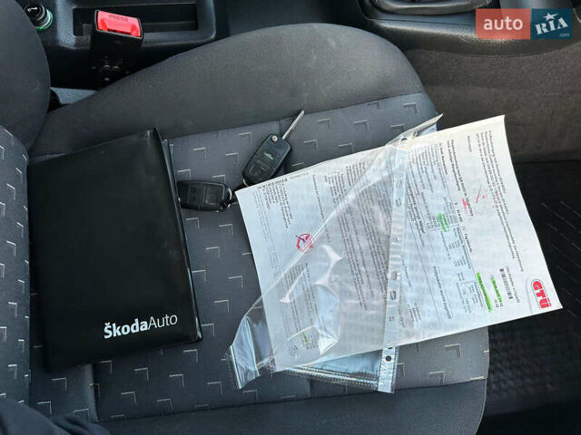 Серый Шкода Октавия, объемом двигателя 1.6 л и пробегом 171 тыс. км за 5474 $, фото 62 на Automoto.ua