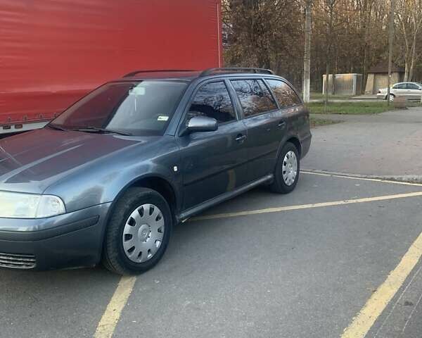 Серый Шкода Октавия, объемом двигателя 1.6 л и пробегом 240 тыс. км за 4600 $, фото 2 на Automoto.ua