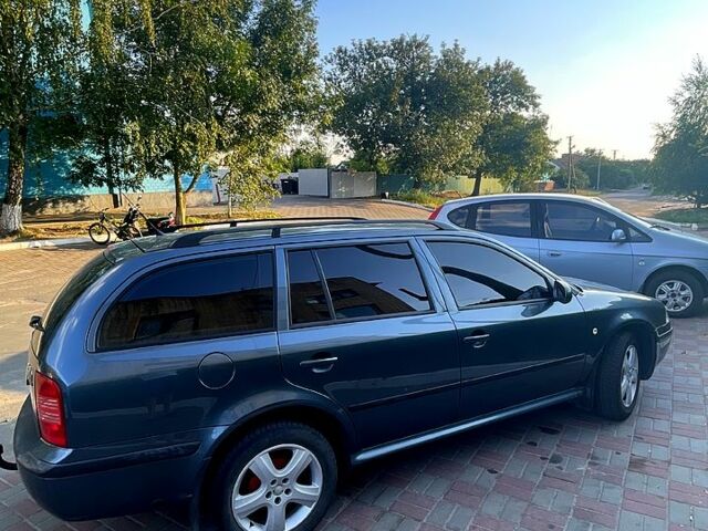 Шкода Октавия 2005 в Полтаве на Automoto.ua Серый Шкода Октавия, объемом двигателя 1.6 л и пробегом 260 тыс. км за 6100 $, фото 6 на Automoto.ua
