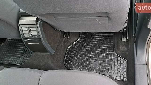 Серый Шкода Октавия, объемом двигателя 1.6 л и пробегом 220 тыс. км за 5550 $, фото 31 на Automoto.ua