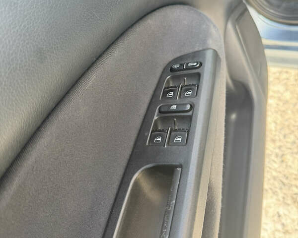 Сірий Шкода Октавія, об'ємом двигуна 1.6 л та пробігом 235 тис. км за 5500 $, фото 10 на Automoto.ua