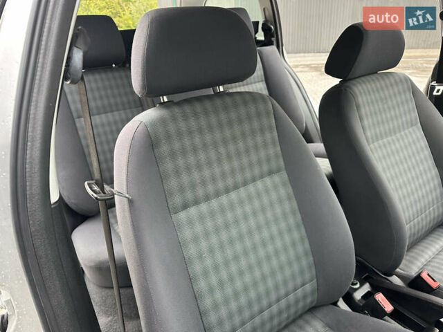 Серый Шкода Октавия, объемом двигателя 1.6 л и пробегом 217 тыс. км за 4750 $, фото 72 на Automoto.ua