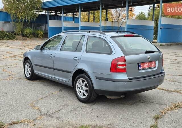 Шкода Октавия 2005 в Полтаве на Automoto.ua Серый Шкода Октавия, объемом двигателя 1.6 л и пробегом 223 тыс. км за 6499 $, фото 4 на Automoto.ua