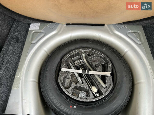 Серый Шкода Октавия, объемом двигателя 1.6 л и пробегом 220 тыс. км за 5750 $, фото 41 на Automoto.ua