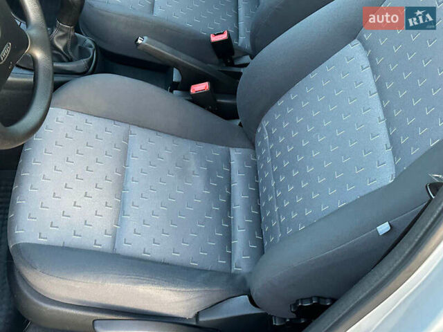 Серый Шкода Октавия, объемом двигателя 1.6 л и пробегом 171 тыс. км за 5474 $, фото 13 на Automoto.ua