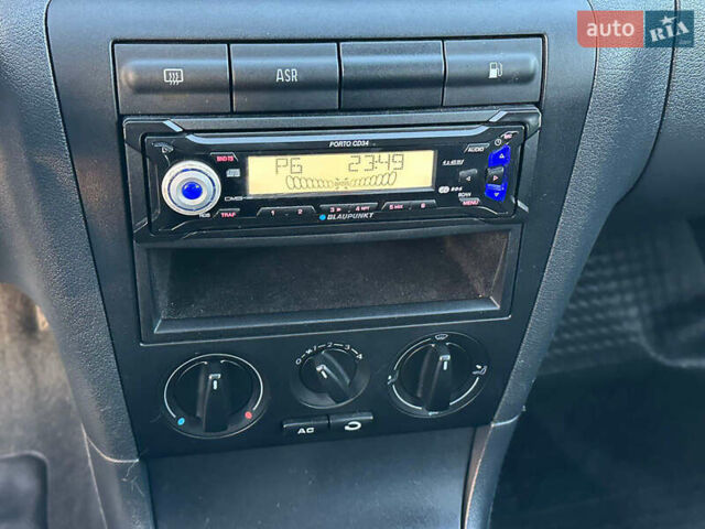 Серый Шкода Октавия, объемом двигателя 1.6 л и пробегом 171 тыс. км за 5474 $, фото 52 на Automoto.ua