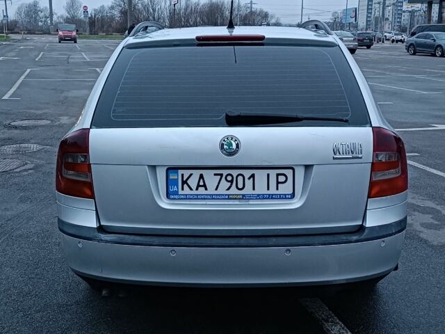 Сірий Шкода Октавія, об'ємом двигуна 0 л та пробігом 300 тис. км за 4800 $, фото 4 на Automoto.ua