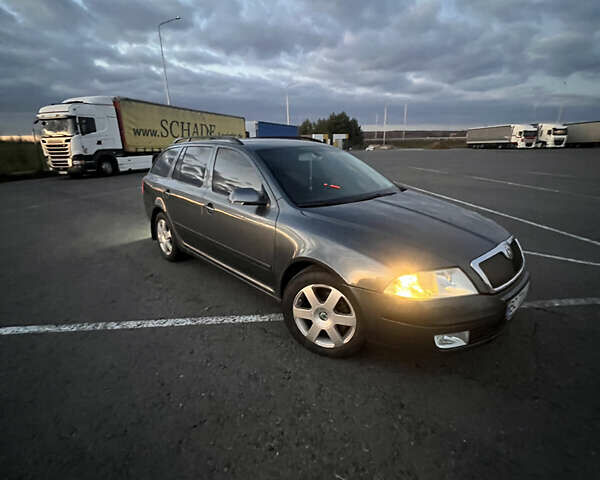 Сірий Шкода Октавія, об'ємом двигуна 1.97 л та пробігом 352 тис. км за 6000 $, фото 1 на Automoto.ua