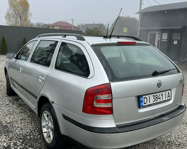 Серый Шкода Октавия, объемом двигателя 1.6 л и пробегом 265 тыс. км за 4150 $, фото 3 на Automoto.ua