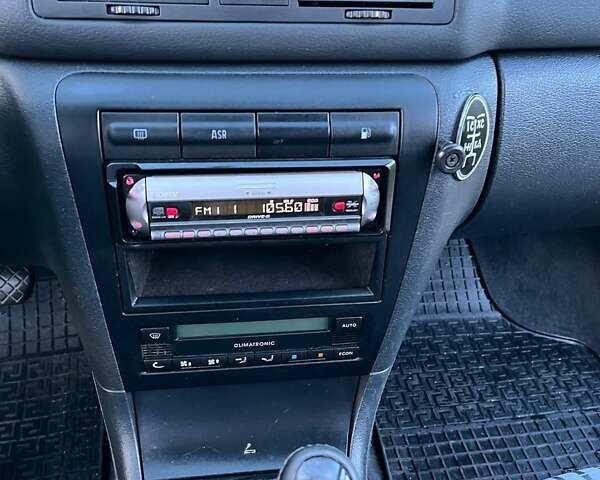 Серый Шкода Октавия, объемом двигателя 1.6 л и пробегом 203 тыс. км за 5500 $, фото 30 на Automoto.ua