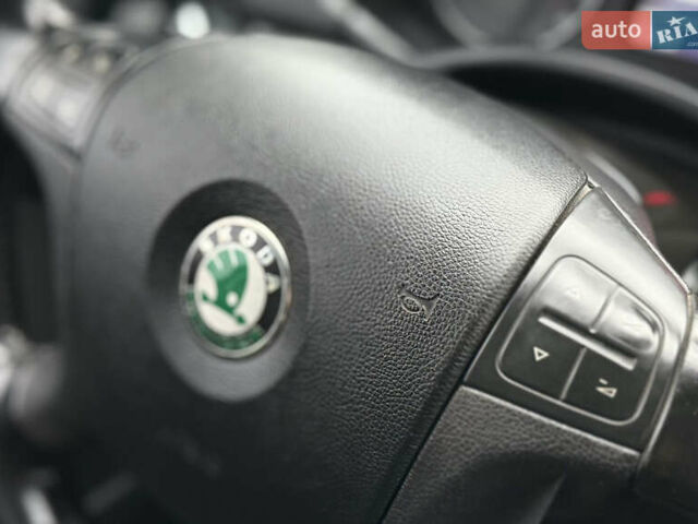 Серый Шкода Октавия, объемом двигателя 1.98 л и пробегом 277 тыс. км за 5299 $, фото 19 на Automoto.ua