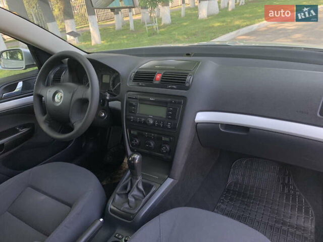 Серый Шкода Октавия, объемом двигателя 1.6 л и пробегом 197 тыс. км за 6400 $, фото 17 на Automoto.ua