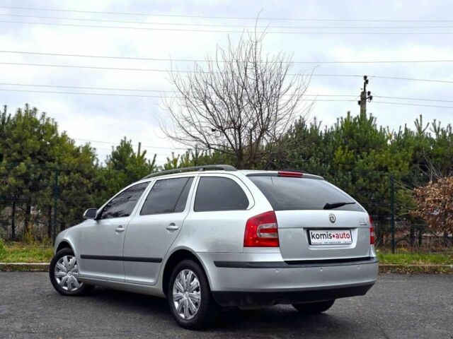 Серый Шкода Октавия, объемом двигателя 1.6 л и пробегом 216 тыс. км за 5899 $, фото 2 на Automoto.ua