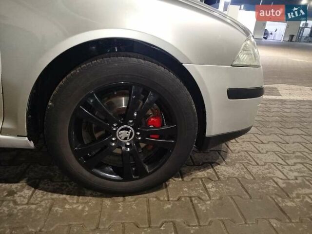 Серый Шкода Октавия, объемом двигателя 1.9 л и пробегом 400 тыс. км за 5199 $, фото 11 на Automoto.ua