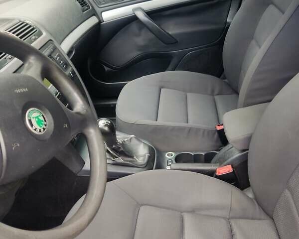 Серый Шкода Октавия, объемом двигателя 1.97 л и пробегом 265 тыс. км за 5199 $, фото 18 на Automoto.ua