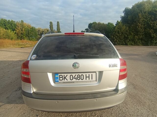 Сірий Шкода Октавія, об'ємом двигуна 1.6 л та пробігом 244 тис. км за 4500 $, фото 7 на Automoto.ua