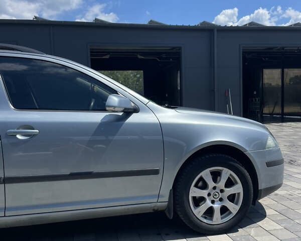 Шкода Октавия 2005 в Полтаве на Automoto.ua Серый Шкода Октавия, объемом двигателя 1.6 л и пробегом 290 тыс. км за 5600 $, фото 6 на Automoto.ua