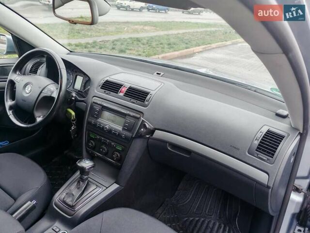 Серый Шкода Октавия, объемом двигателя 1.6 л и пробегом 224 тыс. км за 6500 $, фото 21 на Automoto.ua