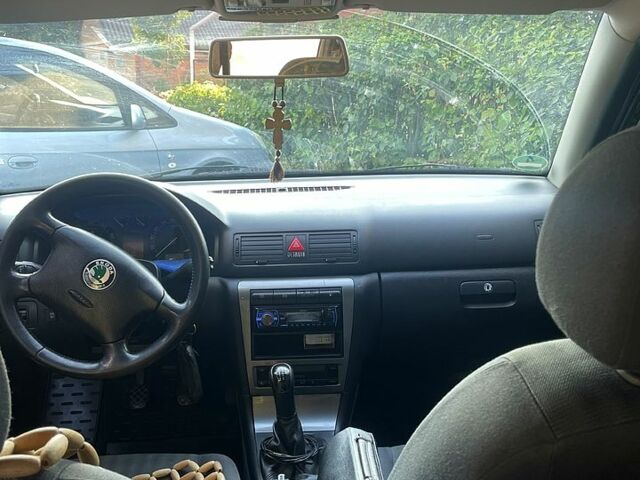 Шкода Октавия 2005 в Полтаве на Automoto.ua Серый Шкода Октавия, объемом двигателя 1.6 л и пробегом 260 тыс. км за 6100 $, фото 4 на Automoto.ua