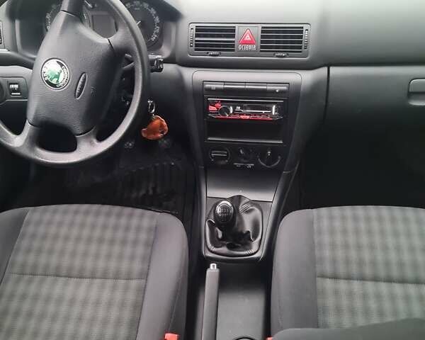 Сірий Шкода Октавія, об'ємом двигуна 1.6 л та пробігом 130 тис. км за 5350 $, фото 18 на Automoto.ua