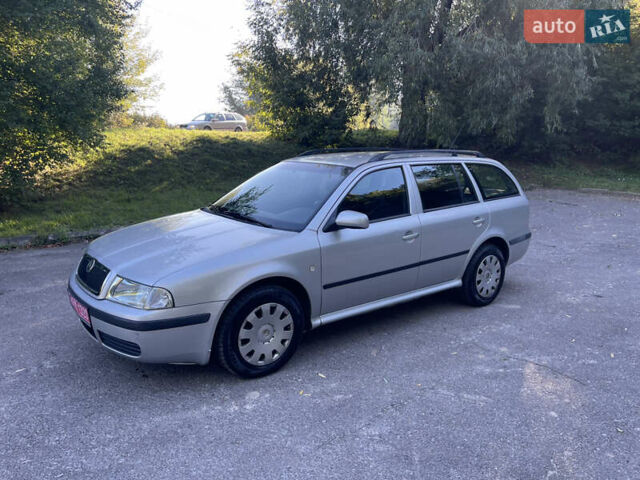 Сірий Шкода Октавія, об'ємом двигуна 1.6 л та пробігом 196 тис. км за 4599 $, фото 1 на Automoto.ua