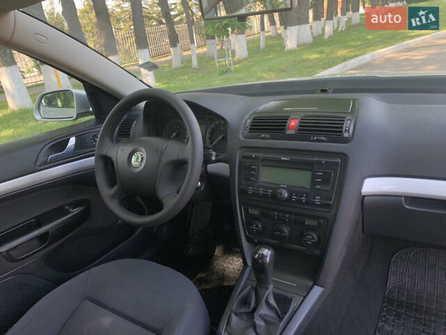 Серый Шкода Октавия, объемом двигателя 1.6 л и пробегом 197 тыс. км за 6400 $, фото 19 на Automoto.ua